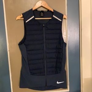 NWOT Nike Aeroloft Running Vest